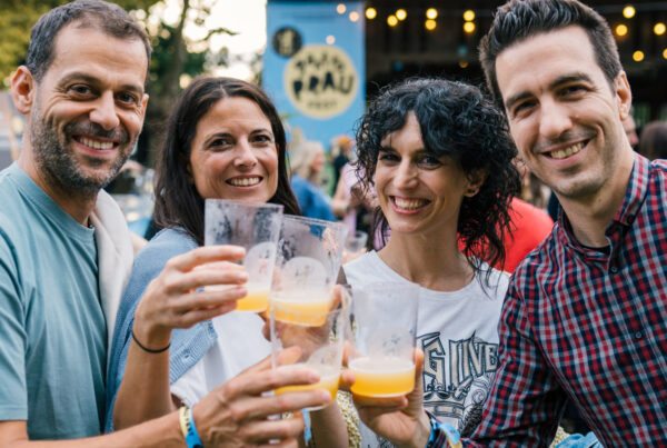 Público disfrutando de la música en directo en GastroPrau Fest 2026, Gijón