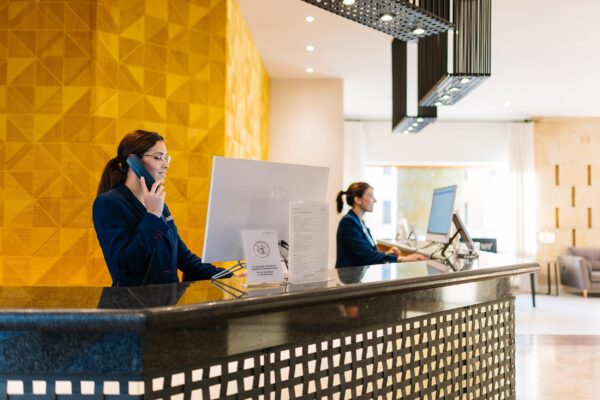 Recepción del Hotel ABBA Fonseca en Salamanca